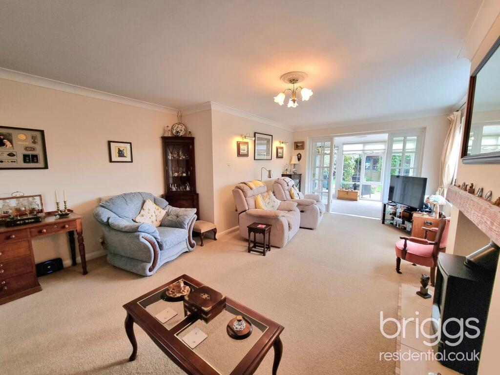 House in South Kesteven, Langtoft - More