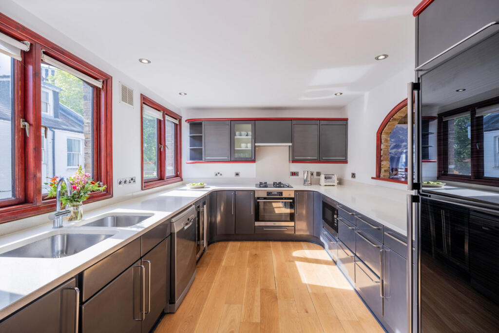 House in London - More