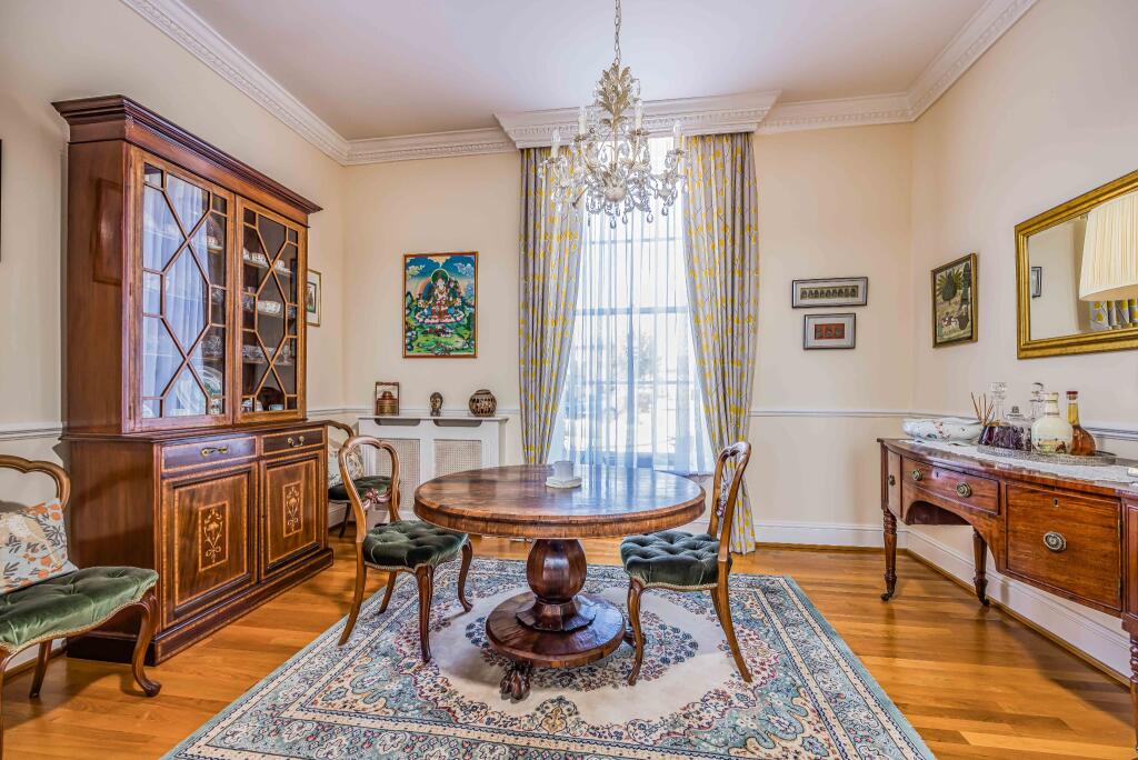 Apartment in Portsmouth - More