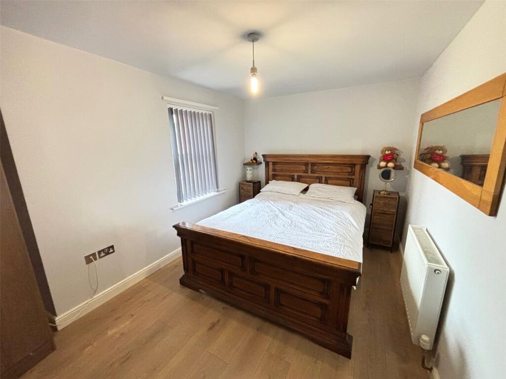 Apartment in Telford - View 5