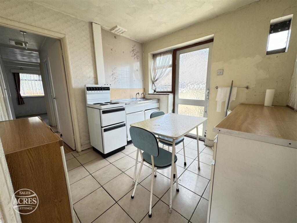 Abbotsford Avenue, Great Barr, Birmingham photo 5