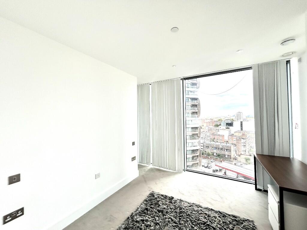 1 Bollinder Place, London, EC1V
