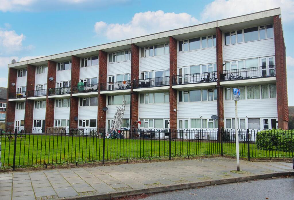 Main image of property: Kingsmead, Biggin Hill, Westerham