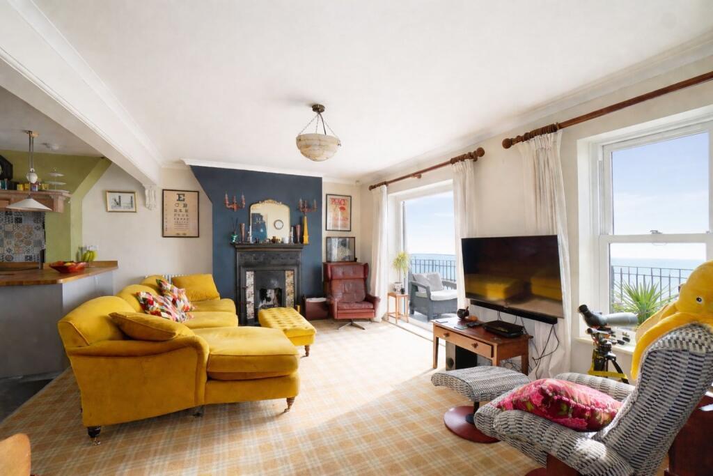 House in Southend-on-Sea, Essex - View 4