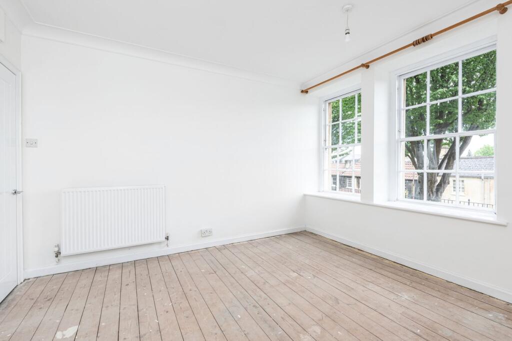Apartment in Bath - More