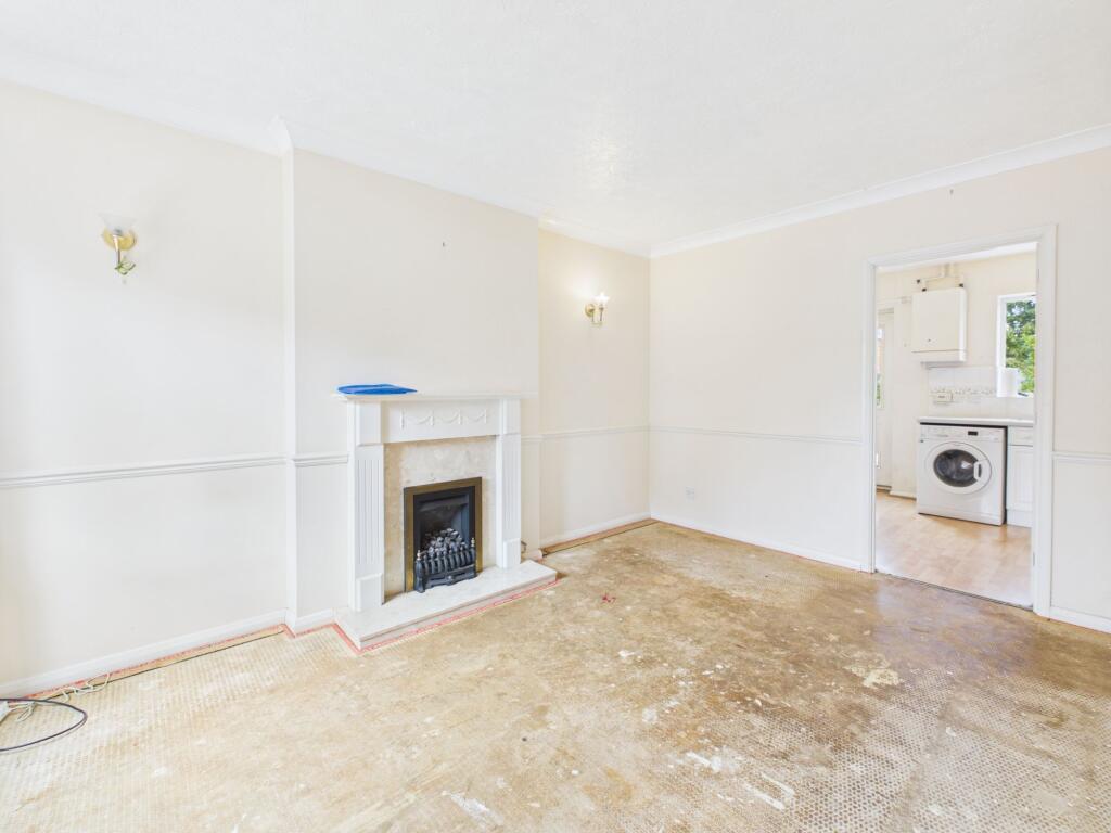 House in Towcester, West Northamptonshire - More