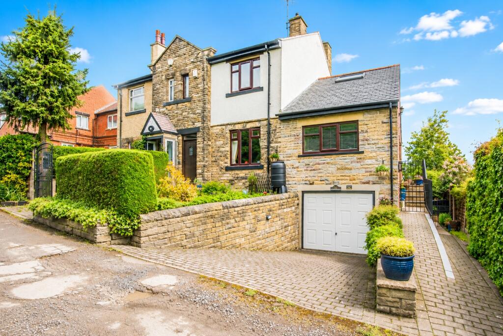 Main image of property: Quaker Lane, Liversedge, West Yorkshire, WF15