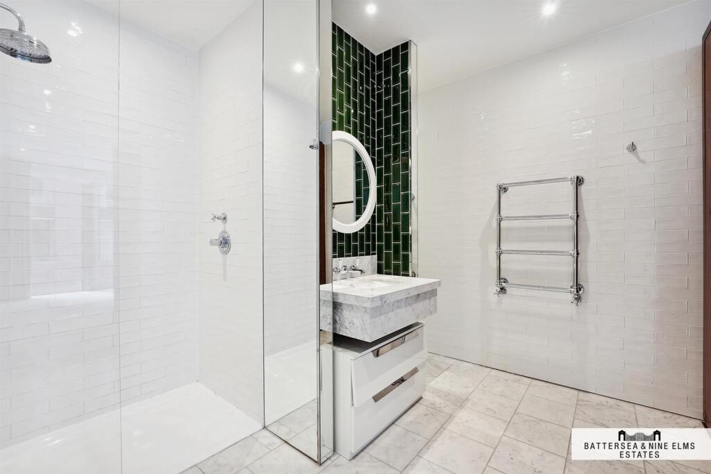Apartment in London - View 4