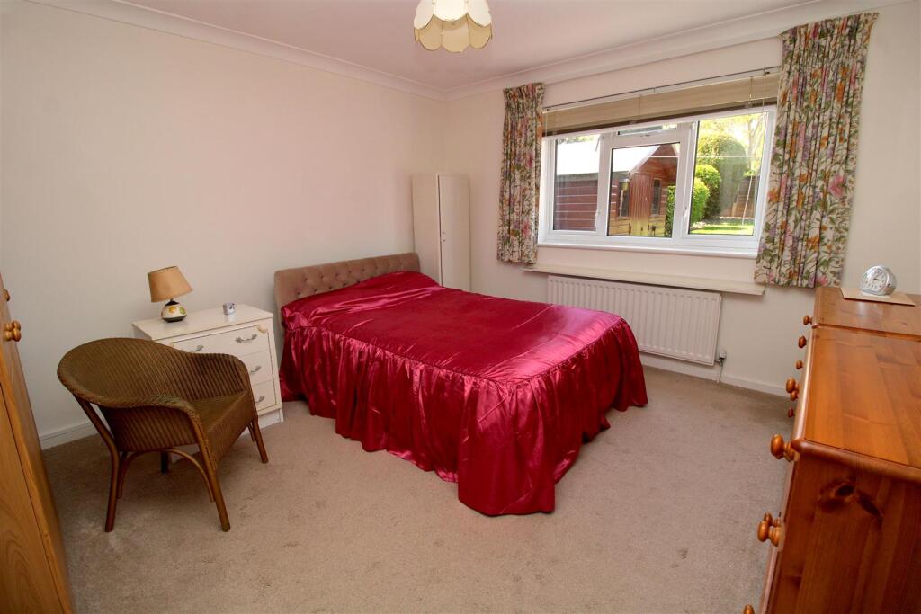 Lucinda Way, Seaford photo 4