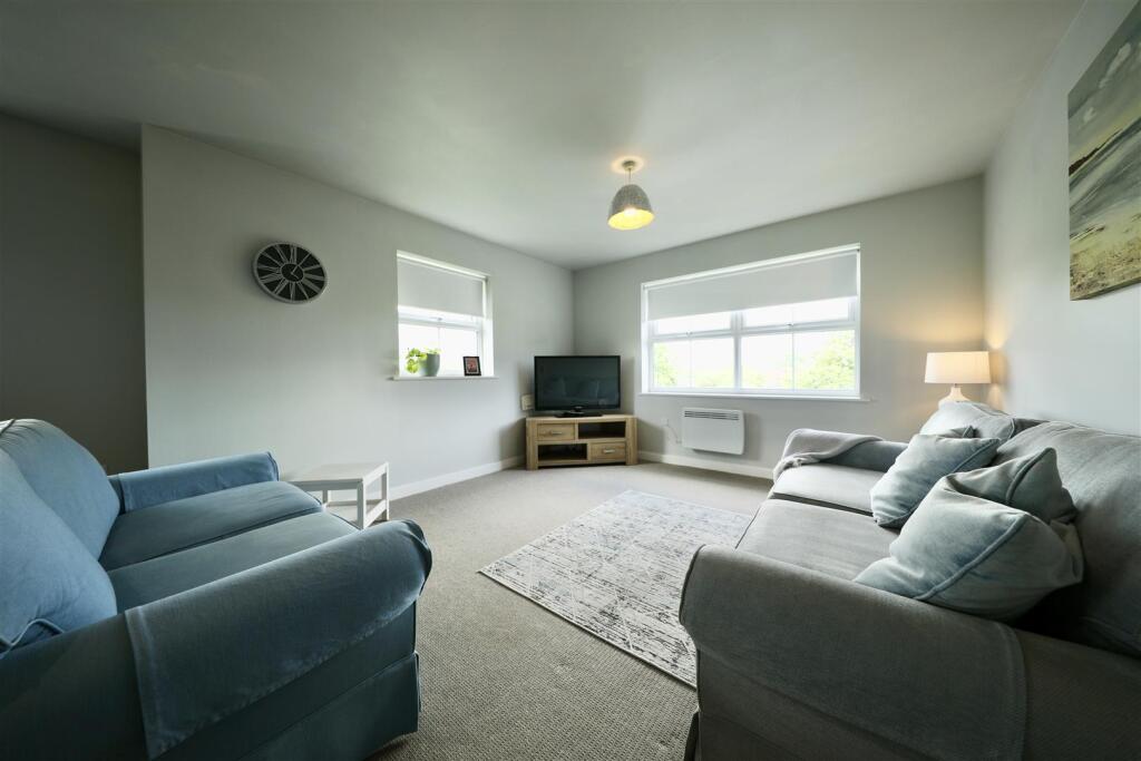 Apartment in Cottingham, East Riding of Yorkshire - More