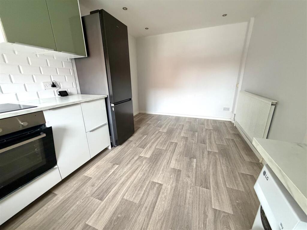 House in Sheffield - View 4