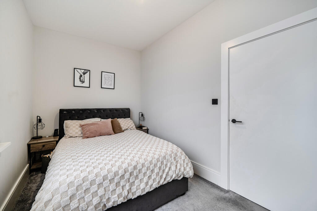 Apartment in London - More