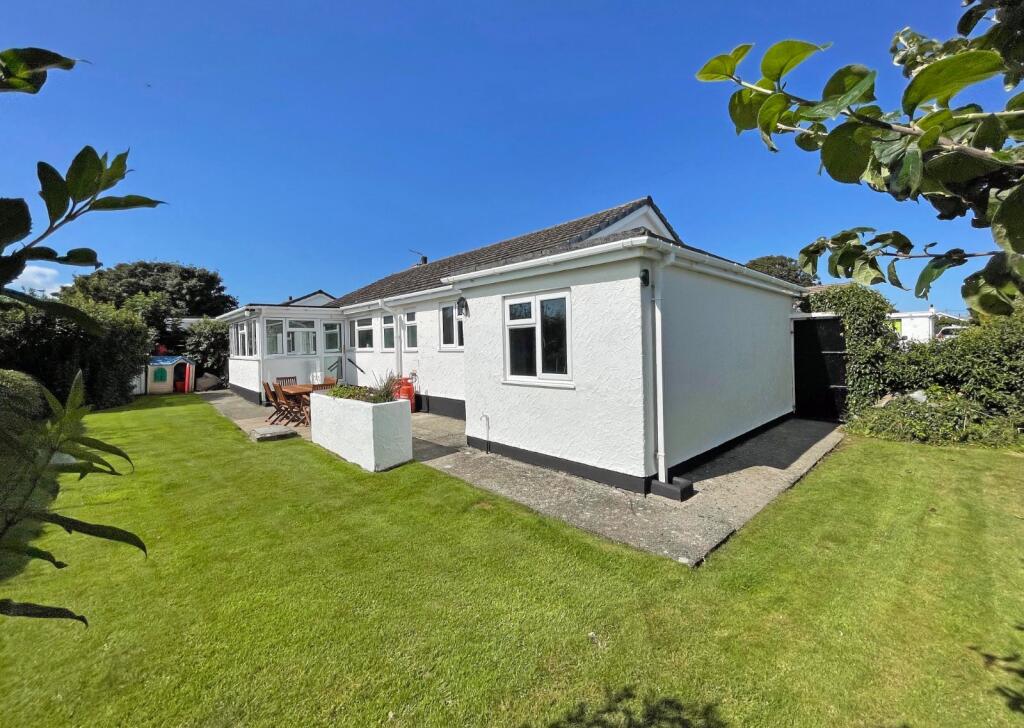 Y Fron Estate, Cemaes Bay, Isle of Anglesey, LL67 photo 4