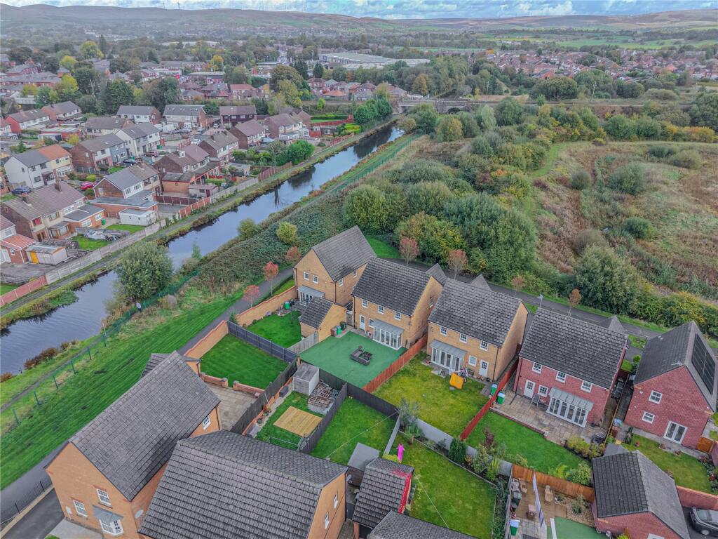 House in Oldham - View 5