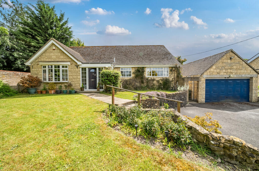 4-bed detached on Badbury, Swindon, SN4, £525,000