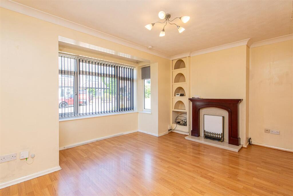 House in Higham Ferrers, North Northamptonshire - View 2