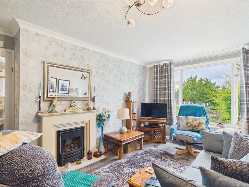 House in York, Nafferton - View 2