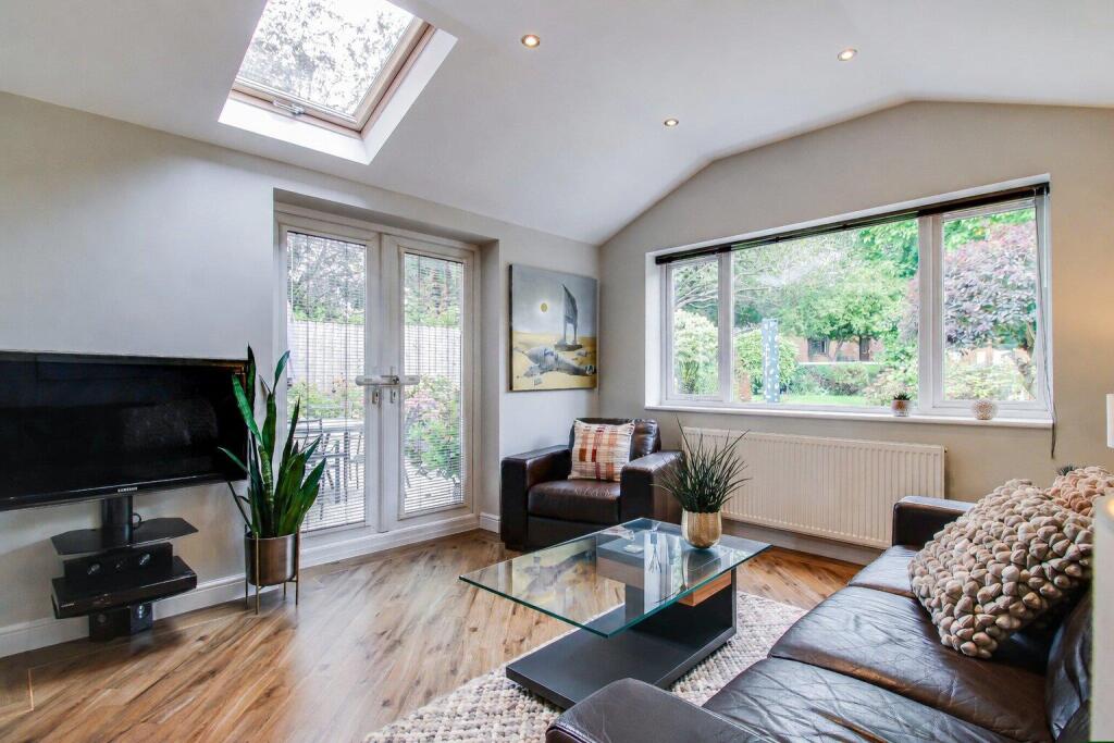 House in Wakefield, Sandal Magna - More