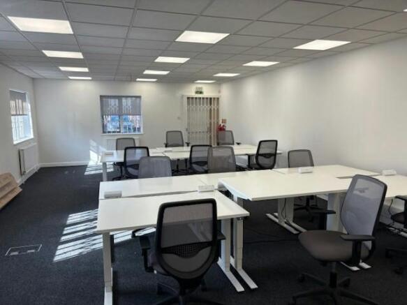 11 Regent Gate  Pic 3.jpg