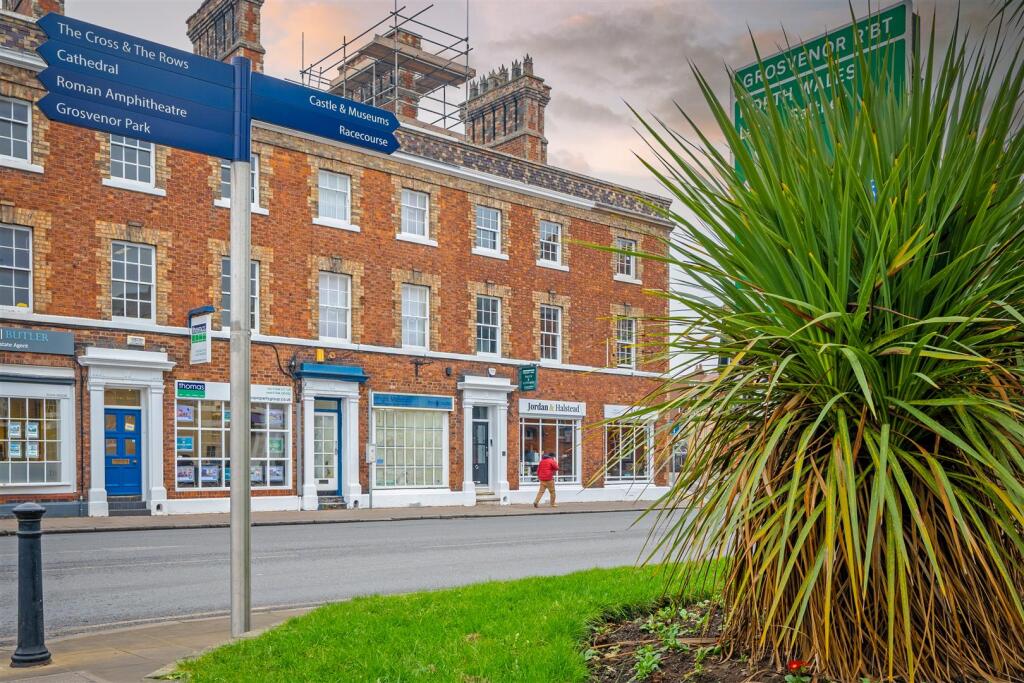 Main image of property: 17 Grosvenor Street, Chester, Cheshire, CH1