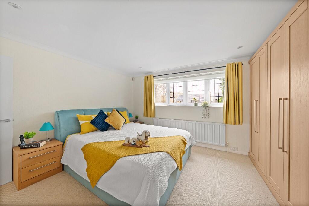 Additional image 21 of Douglas Road, Harpenden, Hertfordshire, AL5