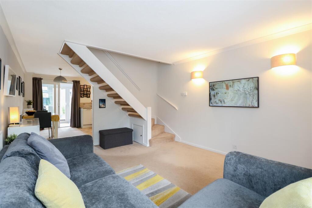 House in Redhill - View 4