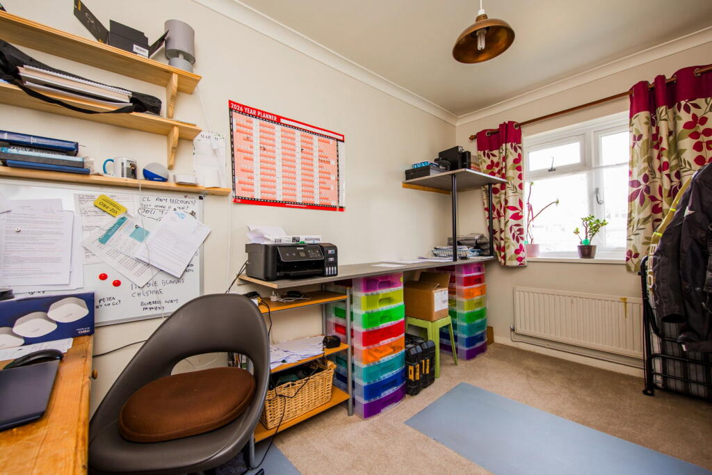 House in Tunbridge Wells, Kent - More