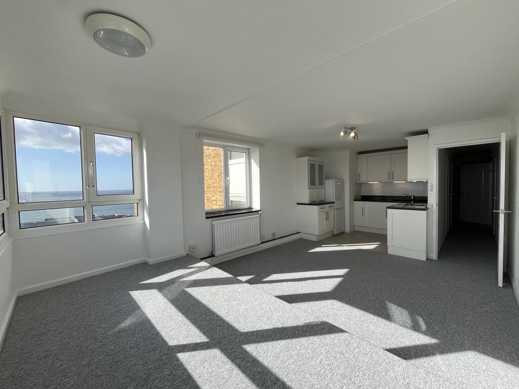 Apartment in Bournemouth, West Cliff - View 5