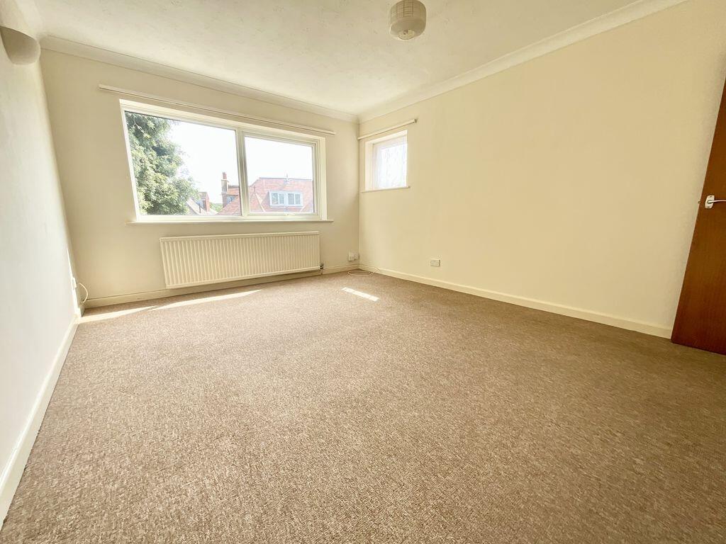 Apartment in Bournemouth - View 3