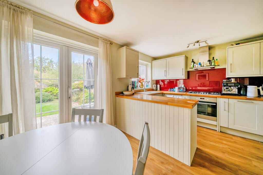 House in Sunningdale, Windsor and Maidenhead - View 4