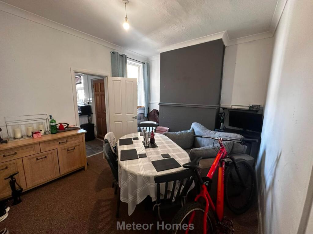 House in Grimsby, New Clee - View 4