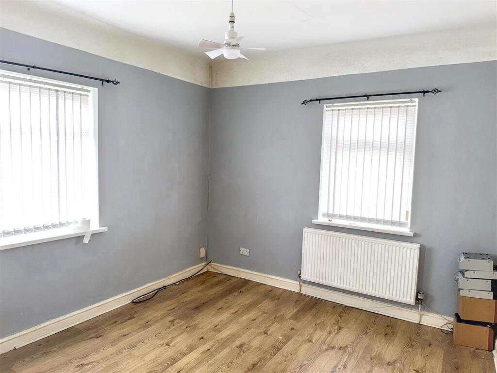 House in Sefton, Bootle - More