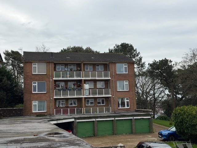 Main image of property: Flat 18 Langdon Court, Langdon Road, Parkstone