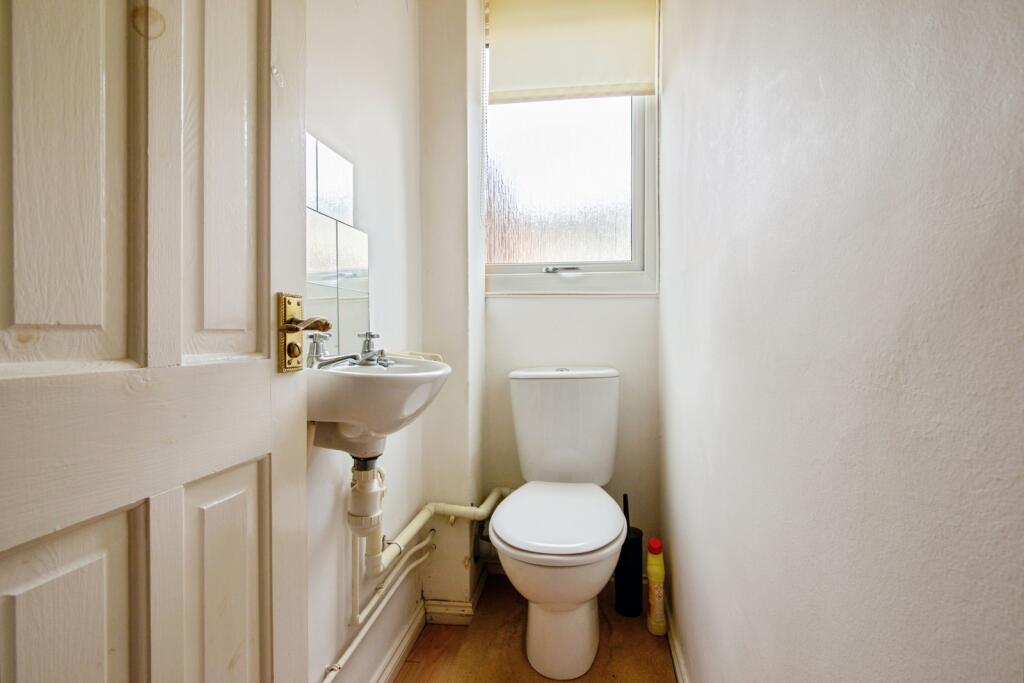 House in Newcastle upon Tyne - More