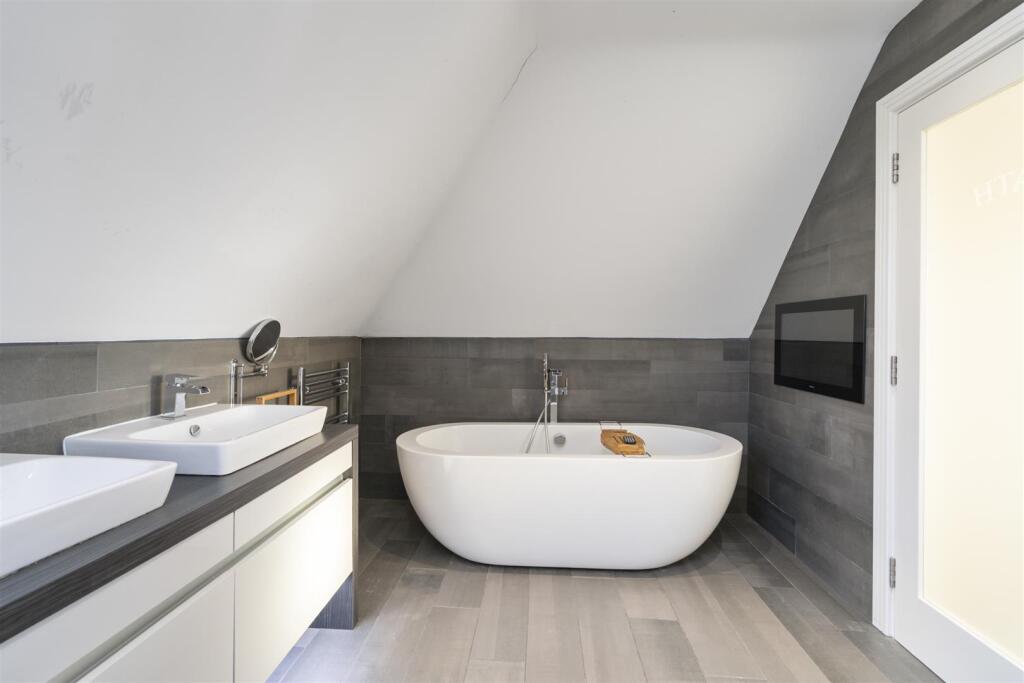 Additional image 38 of Avenue Road, Dorridge, Solihull