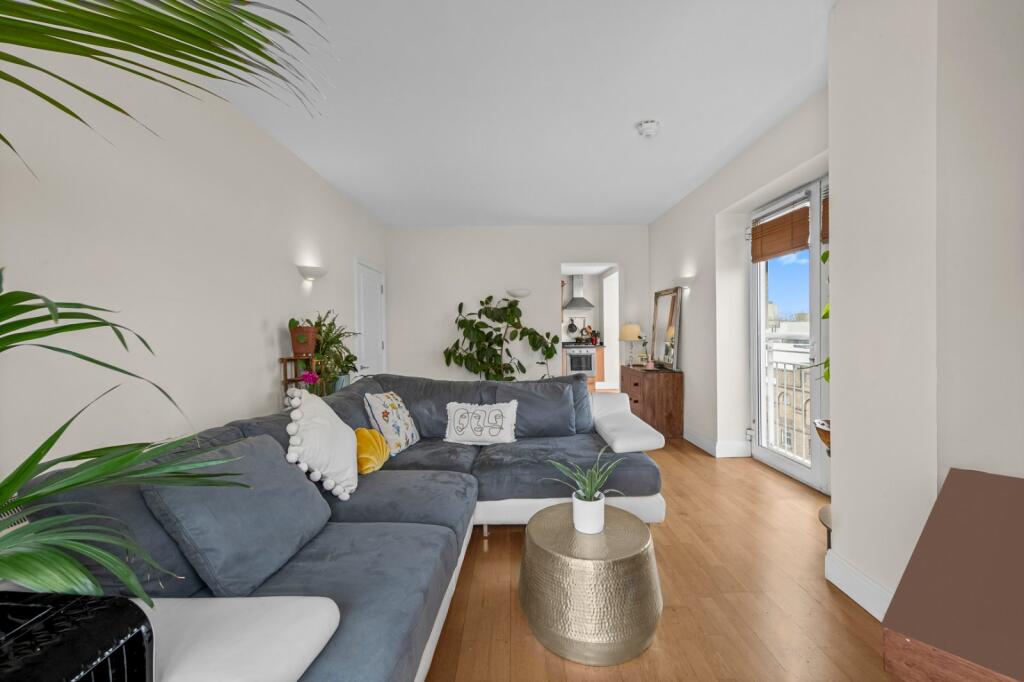 Main image of property: Mortlake High Street,
Mortlake, SW14