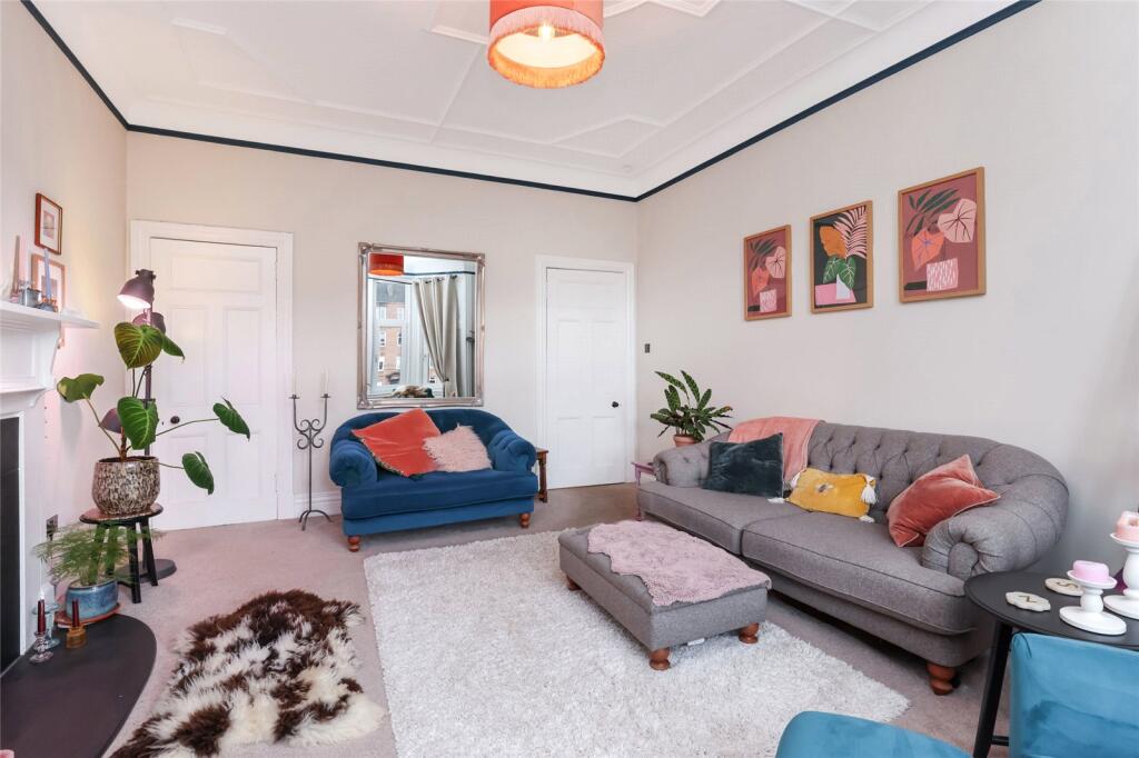 Apartment in Glasgow - More
