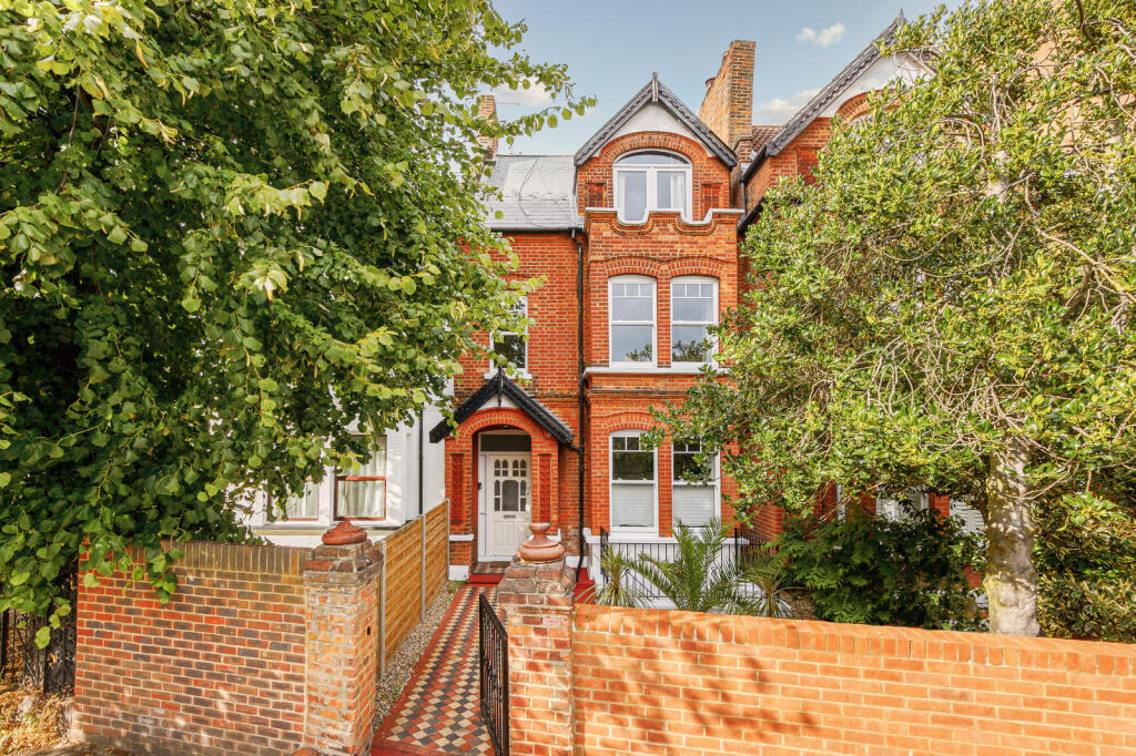 Main image of property: Fauconberg Road, 
Grove Park, W4