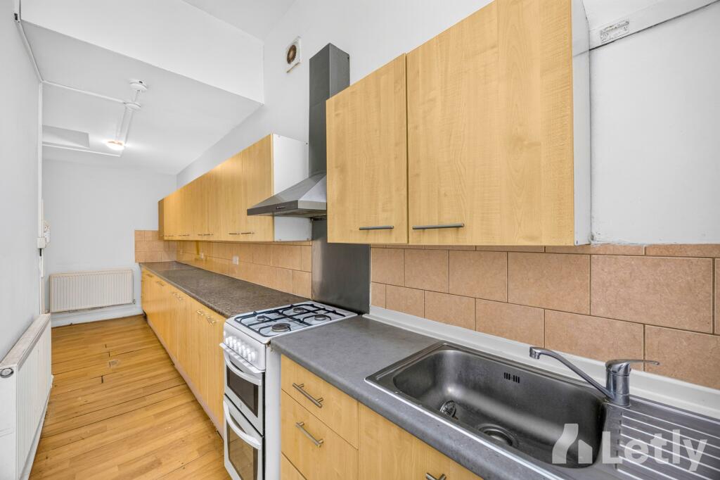 Apartment in London, Little Ilford - View 4