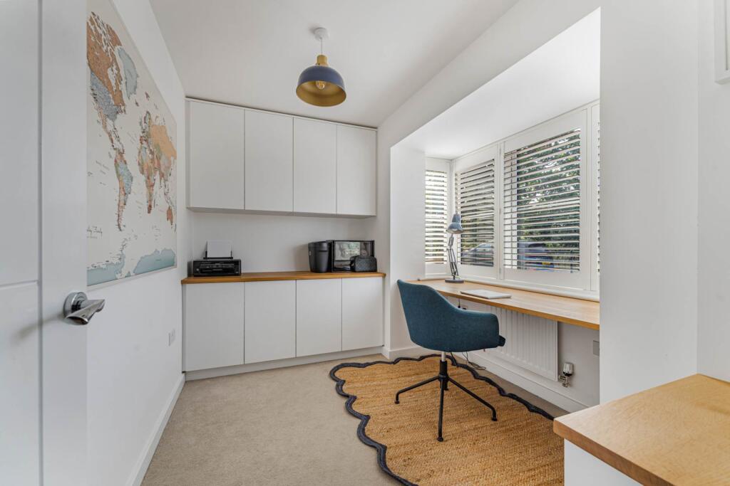 House in South Oxfordshire, Henley-on-Thames - More