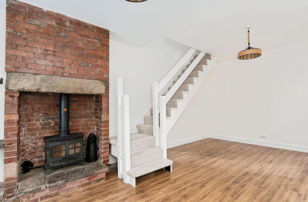 House in Hyndburn, Oakenshaw - View 4