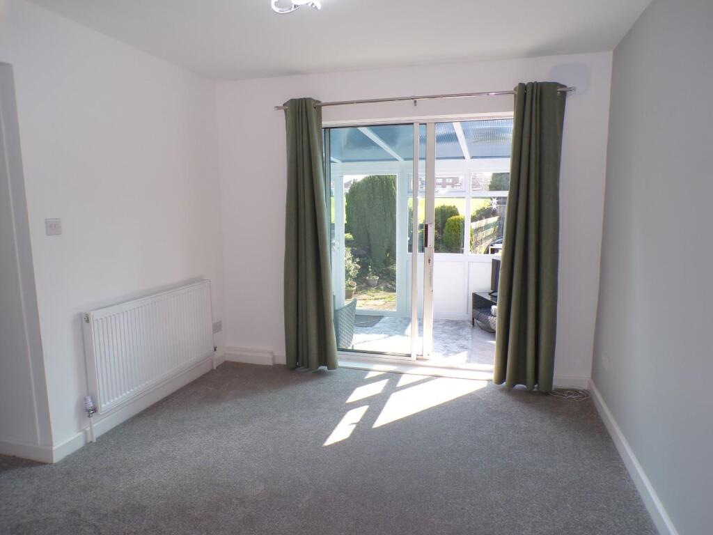 Cosgrove Crescent, Failsworth, Manchester photo 4