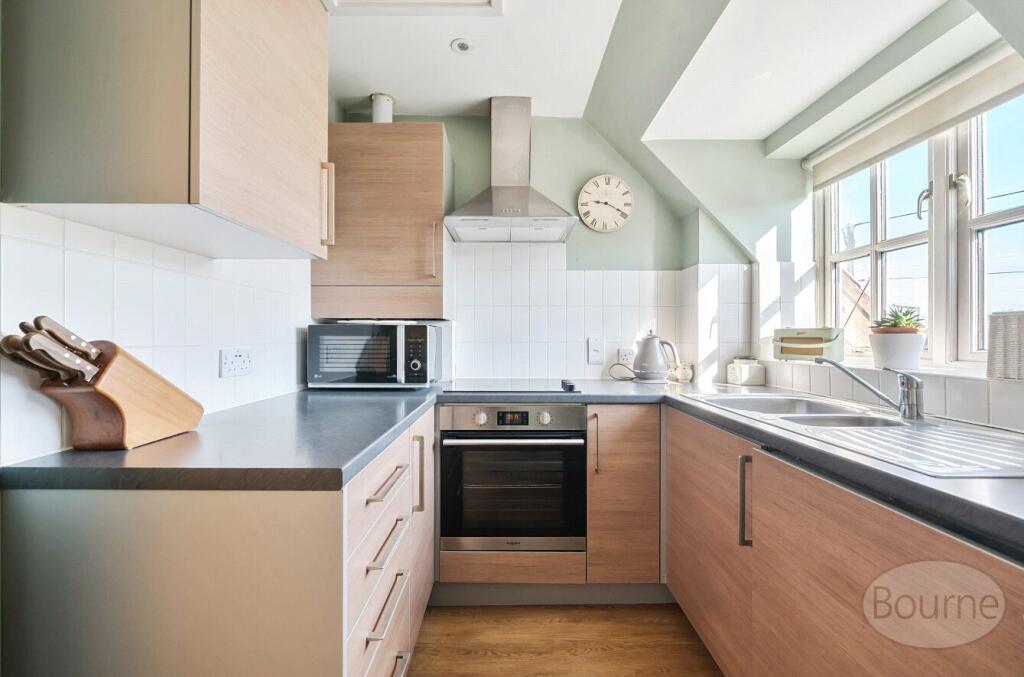 Apartment in Waverley, Witley and Milford - View 3