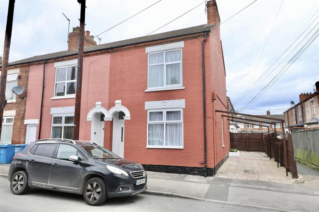 Main image of property: Middleburg Street, Hull