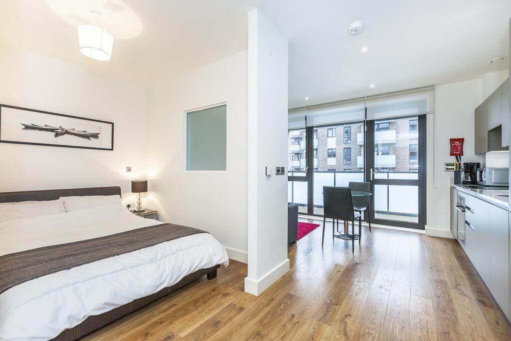 Apartment in London - View 3