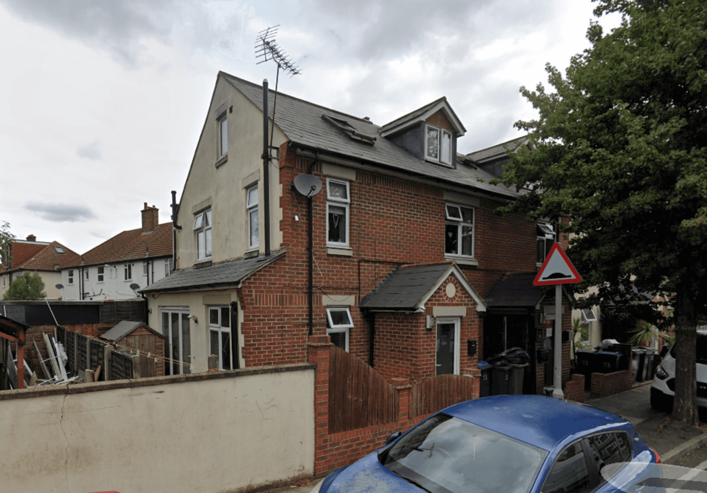 House in London - View 4