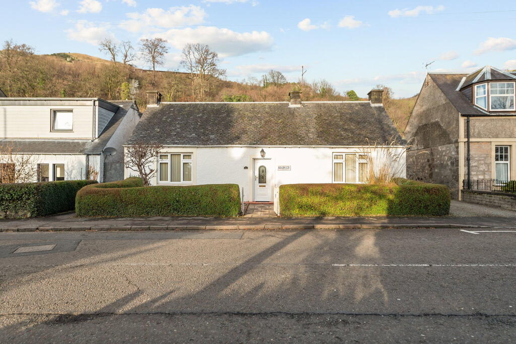 Main image of property: "Woodlea" 32 Main Street West, Menstrie