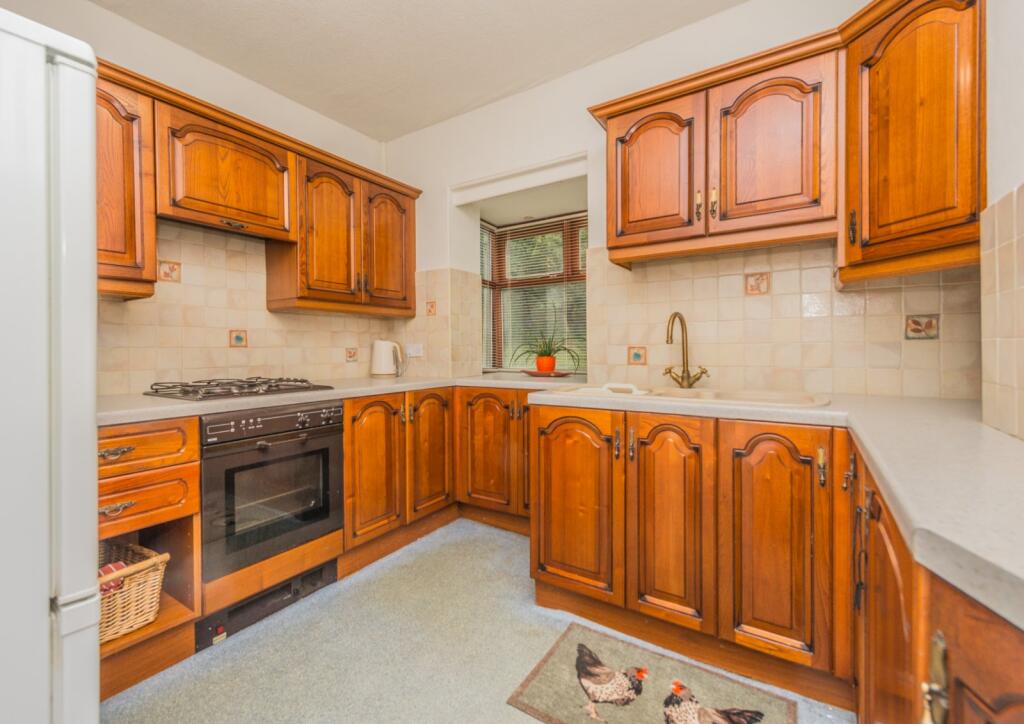 Avondale Road, Shipley, West Yorkshire, BD18 photo 3