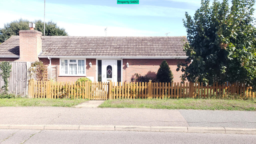 Main image of property: Canewdon Gardens, Wickford, SS11 7BJ