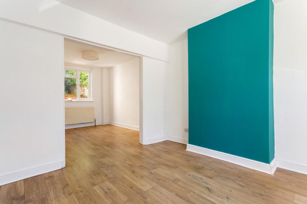 House in Brighton - View 5